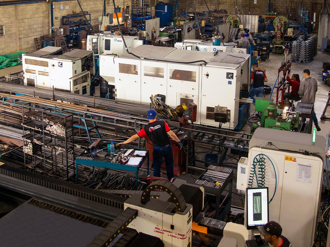 Centro de distribuição de produtos de academia com logística eficiente