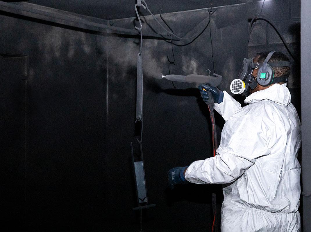 Pintura eletrostática com resistência para uso profissional